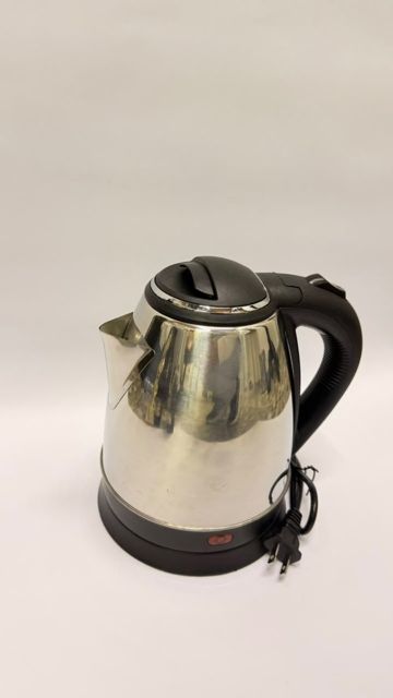 Hervidor Eléctrico de Agua en Acero Inoxidable Premium (2 Litros) ☕⚡