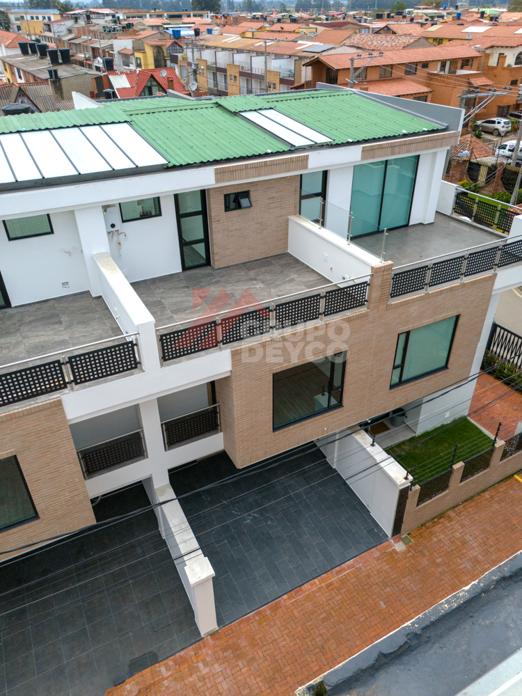 Casa en Venta, Cota, foto 1