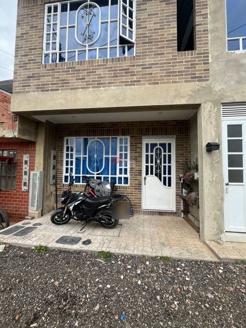 Apartamento en venta en Cota con renta — arrendado a $1.300.000 mensuales