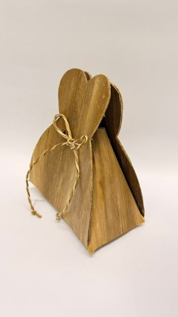 bolsa para regalo artesanal derivada del platano