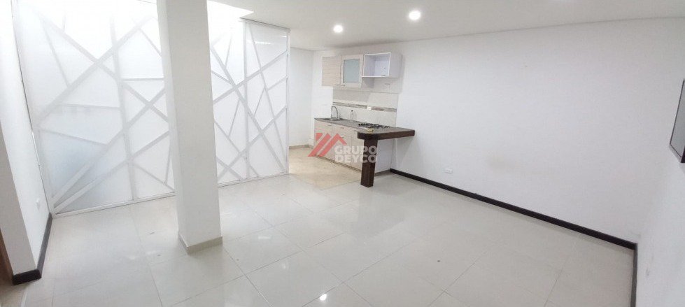 Apartamento en arriendo — Cota centro, 2 habitaciones, foto 1